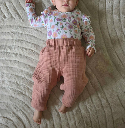 Nilo Baby Barrel Pants Schnittmuster Kinder Gr. 50-80